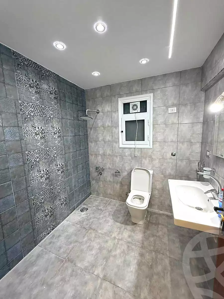 https://aqarmap.com.eg/en/listing/7186426-for-sale-alexandria-miami-el-sayed-radwan-st