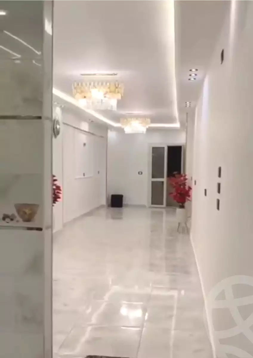 https://aqarmap.com.eg/ar/listing/7186572-for-sale-cairo-ain-shams-ahmed-esmat-st