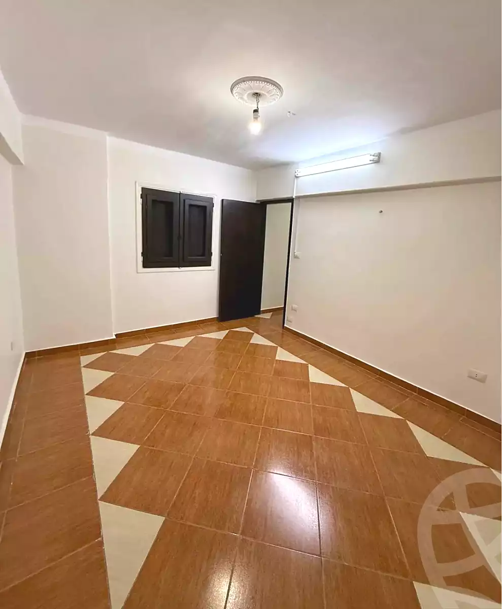 https://aqarmap.com.eg/en/listing/7186747-for-sale-alexandria-el-asafra