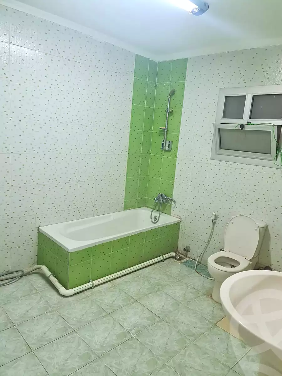 https://aqarmap.com.eg/ar/listing/7186814-for-rent-cairo-6th-of-october-el-ahyaa-neighborhood-3rd-street-31