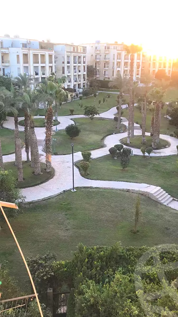https://aqarmap.com.eg/ar/listing/7187038-for-sale-cairo-el-sheikh-zayed-city-compounds-hadayek-el-mohandiseen