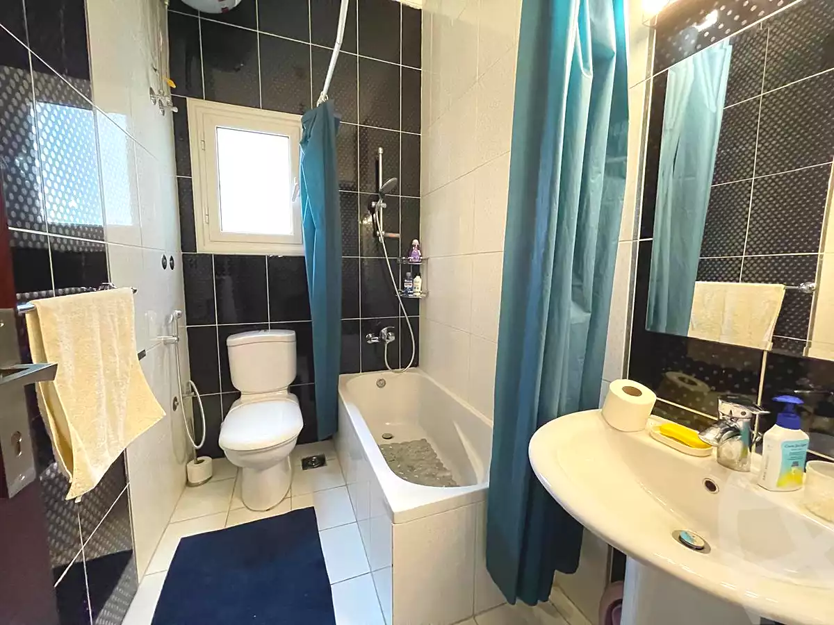 https://aqarmap.com.eg/en/listing/7187627-for-sale-cairo-new-cairo-gharb-el-golf-alaa-elsaadany-st