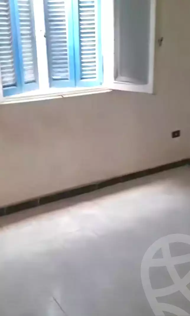 https://aqarmap.com.eg/en/listing/7187858-for-sale-alexandria-al-agamy-el-hanouvel-el-zahraa-city-st