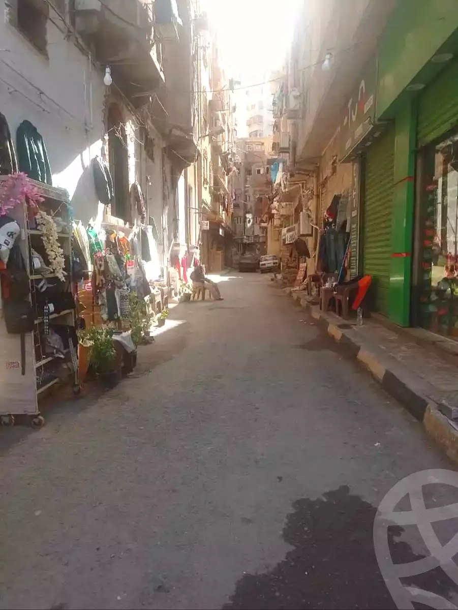 https://aqarmap.com.eg/en/listing/7187905-for-sale-alexandria-moharram-bey-el-rasafa-st
