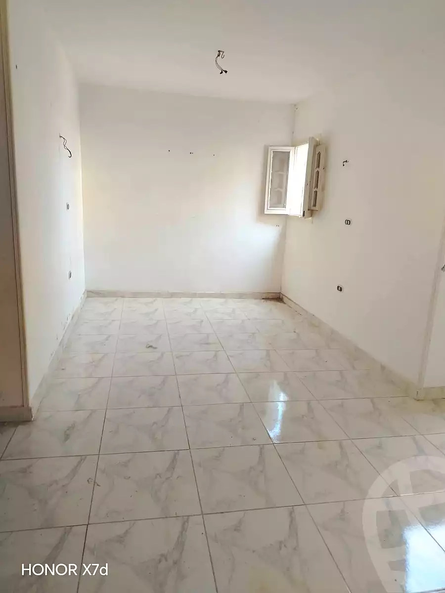 https://aqarmap.com.eg/ar/listing/7187955-for-rent-alexandria-al-agamy-el-hanouvel-yathreb-st