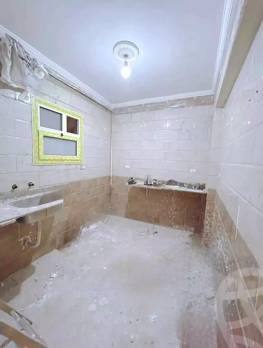 https://aqarmap.com.eg/ar/listing/7188003-for-sale-alexandria-al-agamy-lbytsh-qased-kareem-st