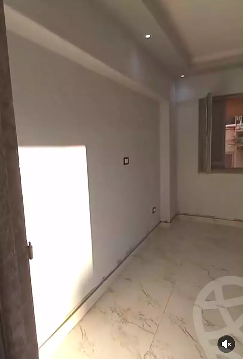 https://aqarmap.com.eg/ar/listing/7188203-for-sale-alexandria-al-agamy-bw-ywsf-hosni-mubarak-st