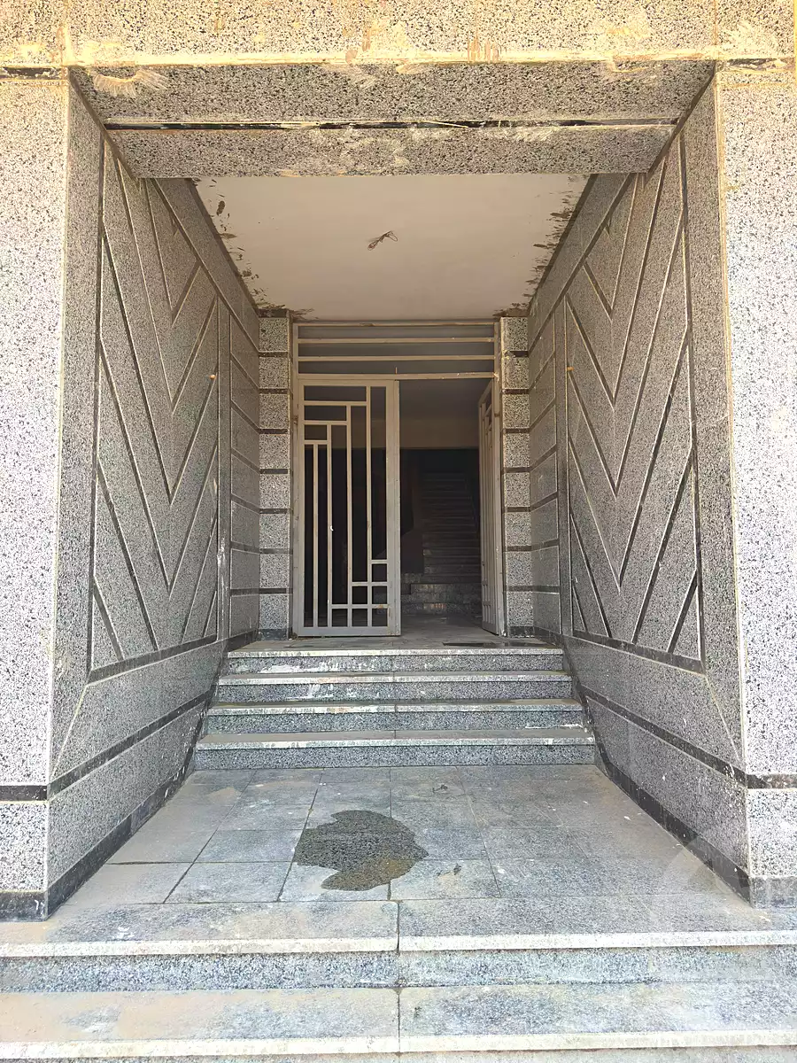 https://aqarmap.com.eg/ar/listing/7188579-for-sale-cairo-al-oubour-el-hay-el-taseaa-el-thaqafa-st