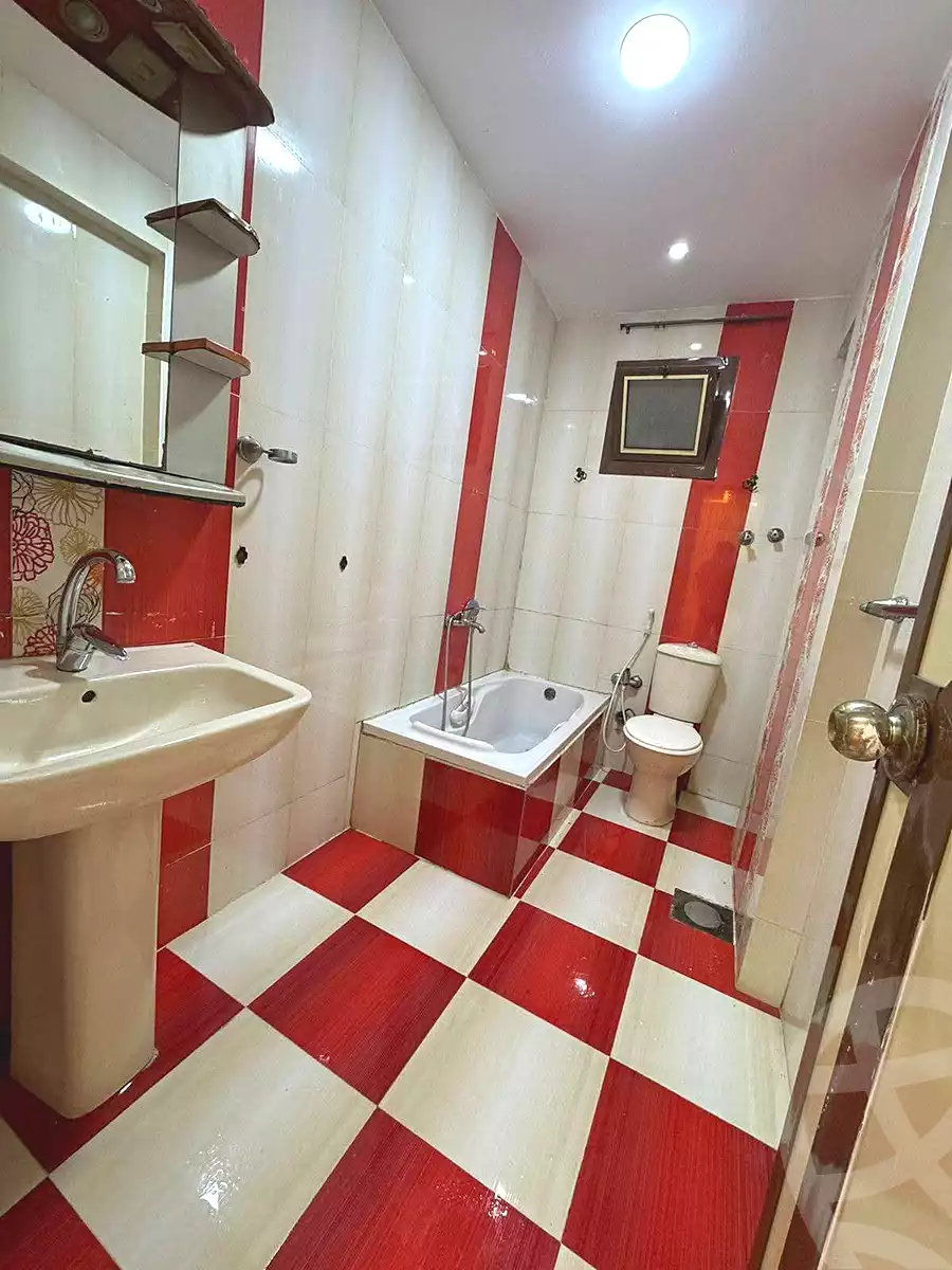 https://aqarmap.com.eg/en/listing/7188695-for-rent-alexandria-miami-mahmoud-el-isawy-st