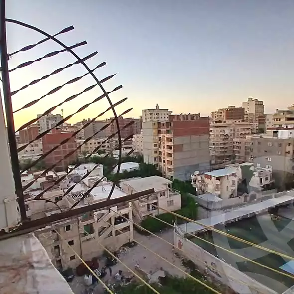 https://aqarmap.com.eg/ar/listing/7188810-for-sale-alexandria-al-agamy-lbytsh-el-hanafeya-st