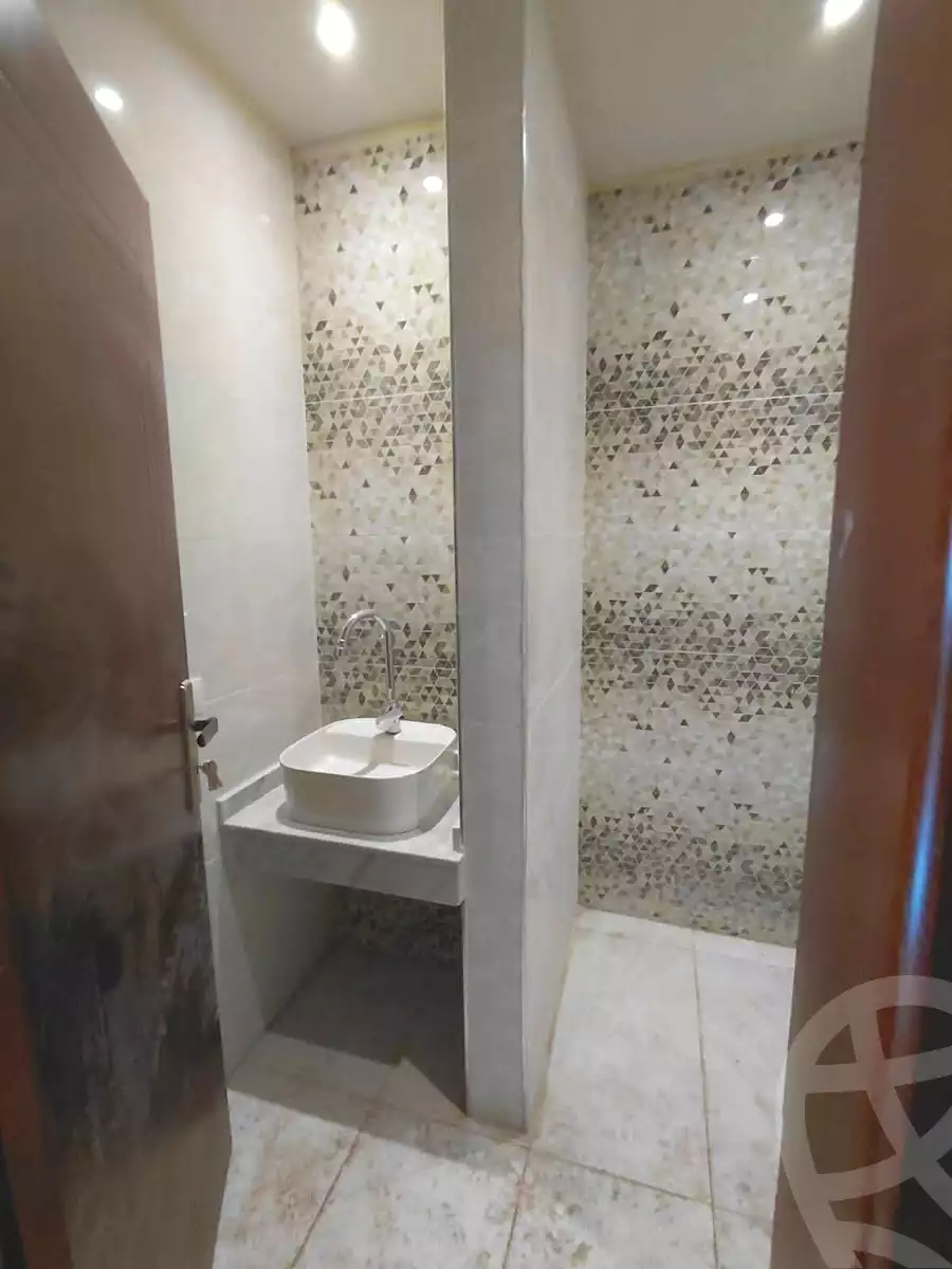 https://aqarmap.com.eg/ar/listing/7188920-for-sale-alexandria-ganaklis-shr-bw-qyr-tryq-lhry