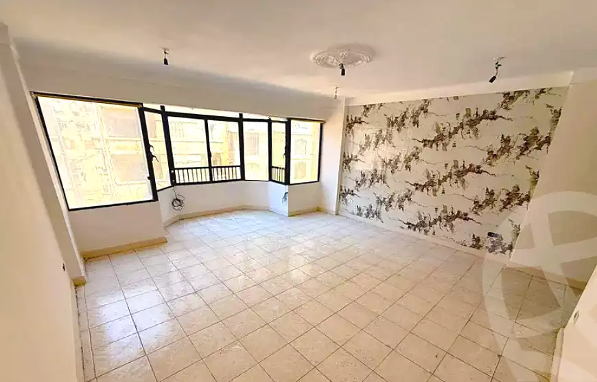 https://aqarmap.com.eg/ar/listing/7189171-for-sale-alexandria-sydy-bshr-sydy-bshr-bhry