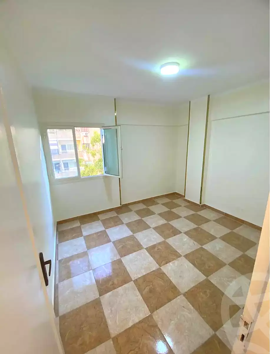 https://aqarmap.com.eg/en/listing/7189409-for-sale-alexandria-sydy-bshr-sydy-bshr-qbly-faisal-city
