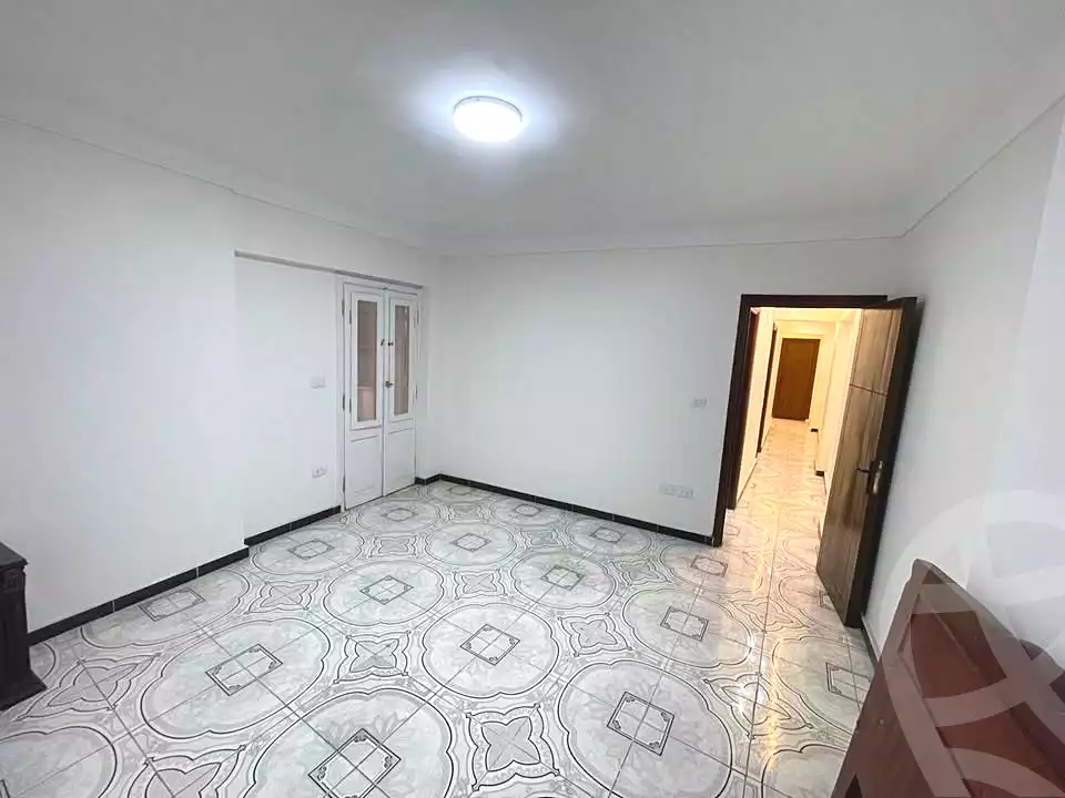 https://aqarmap.com.eg/en/listing/7189672-for-sale-alexandria-sydy-bshr-sydy-bshr-bhry-shr-khld-bn-lwlyd