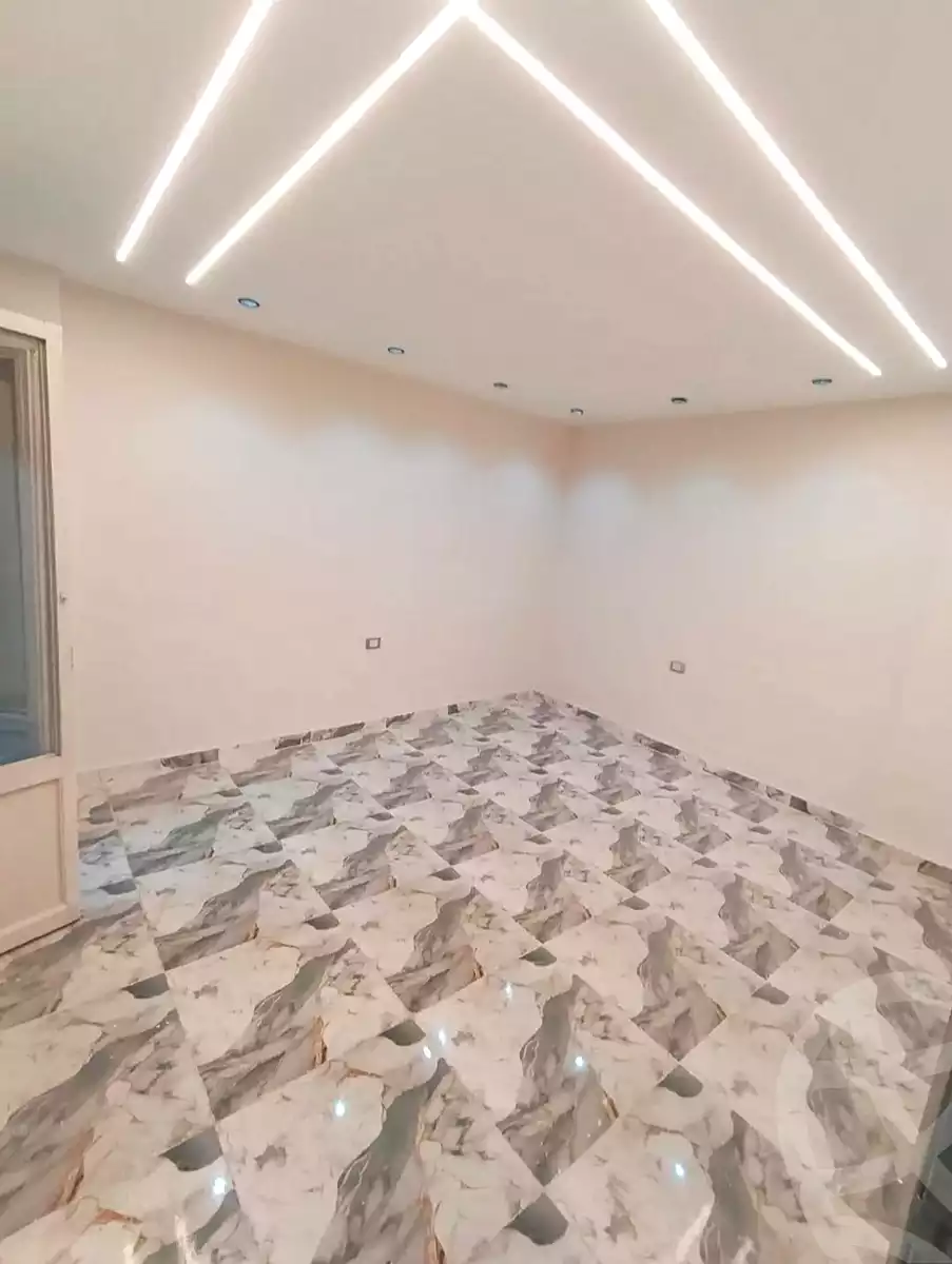 https://aqarmap.com.eg/ar/listing/7189745-for-sale-alexandria-al-agamy-lbytsh-ain-shams-st