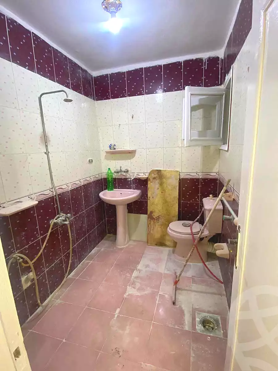 https://aqarmap.com.eg/ar/listing/7189823-for-sale-alexandria-al-agamy-ibrahim-el-aowam-st