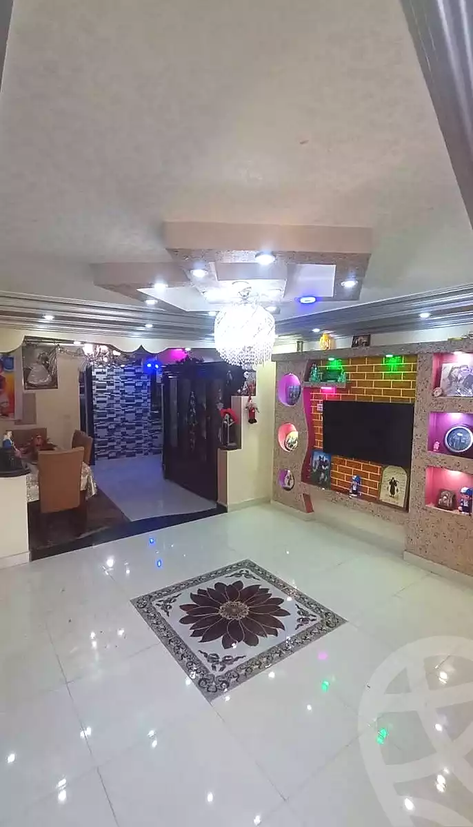https://aqarmap.com.eg/ar/listing/7190253-for-sale-cairo-ain-shams-ain-shams-el-sharkia-sedky-st