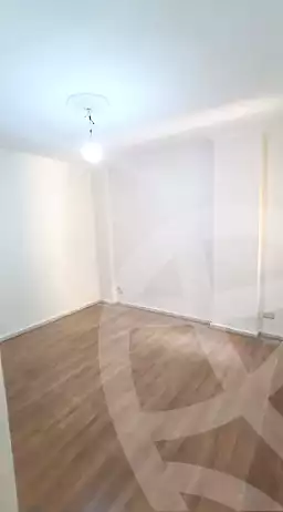 https://aqarmap.com.eg/en/listing/7190296-for-sale-alexandria-ganaklis