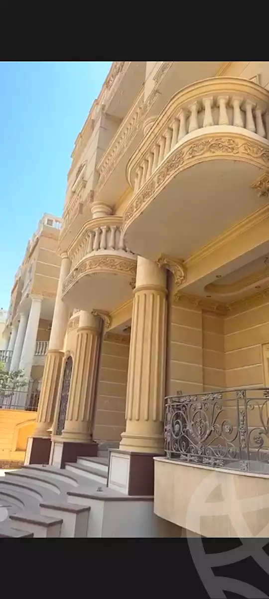 https://aqarmap.com.eg/en/listing/7190419-for-sale-cairo-new-cairo-south-investors-mohammed-nagib-axis-st
