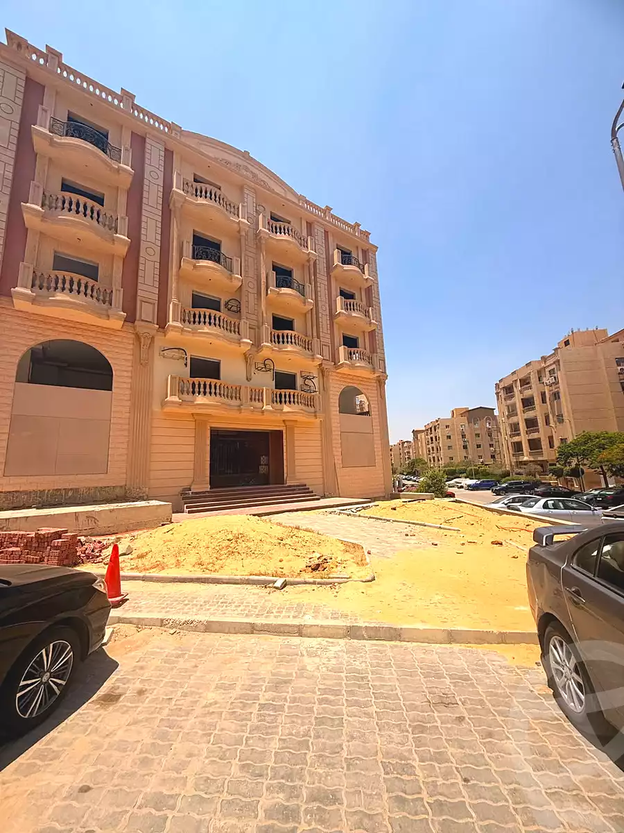 https://aqarmap.com.eg/en/listing/7190477-for-sale-cairo-new-cairo-compounds-el-ashrafia
