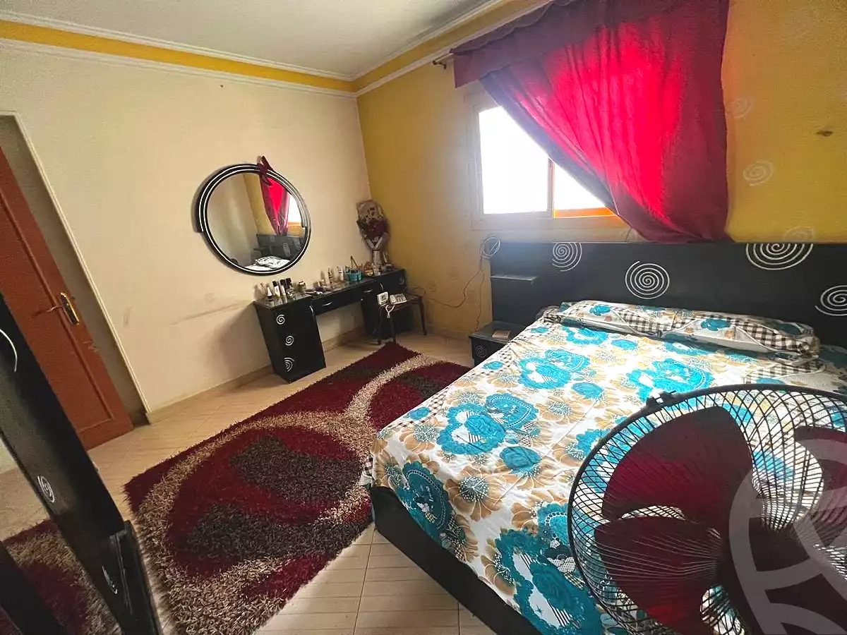 https://aqarmap.com.eg/en/listing/7190605-for-sale-cairo-el-haram-shareaa-el-talateny