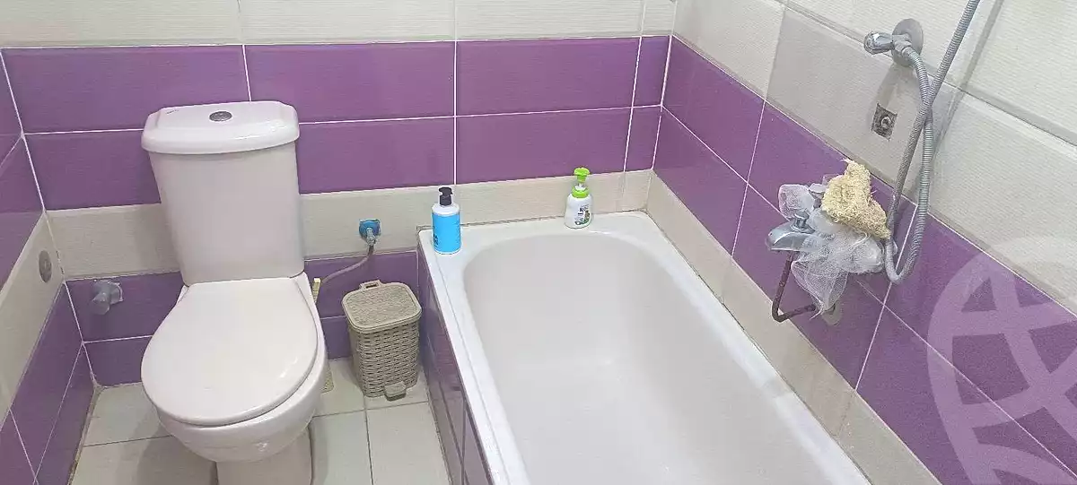 https://aqarmap.com.eg/ar/listing/7190613-for-sale-cairo-helwan-kwrnysh-hlwn