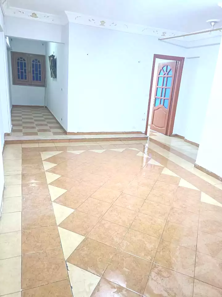 https://aqarmap.com.eg/ar/listing/7190864-for-rent-alexandria-al-agamy-khair-allah-st