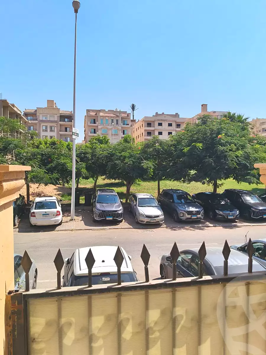 https://aqarmap.com.eg/ar/listing/7190970-for-sale-cairo-new-cairo-el-banafsg-el-banafsag-omarat-al-gabri-st