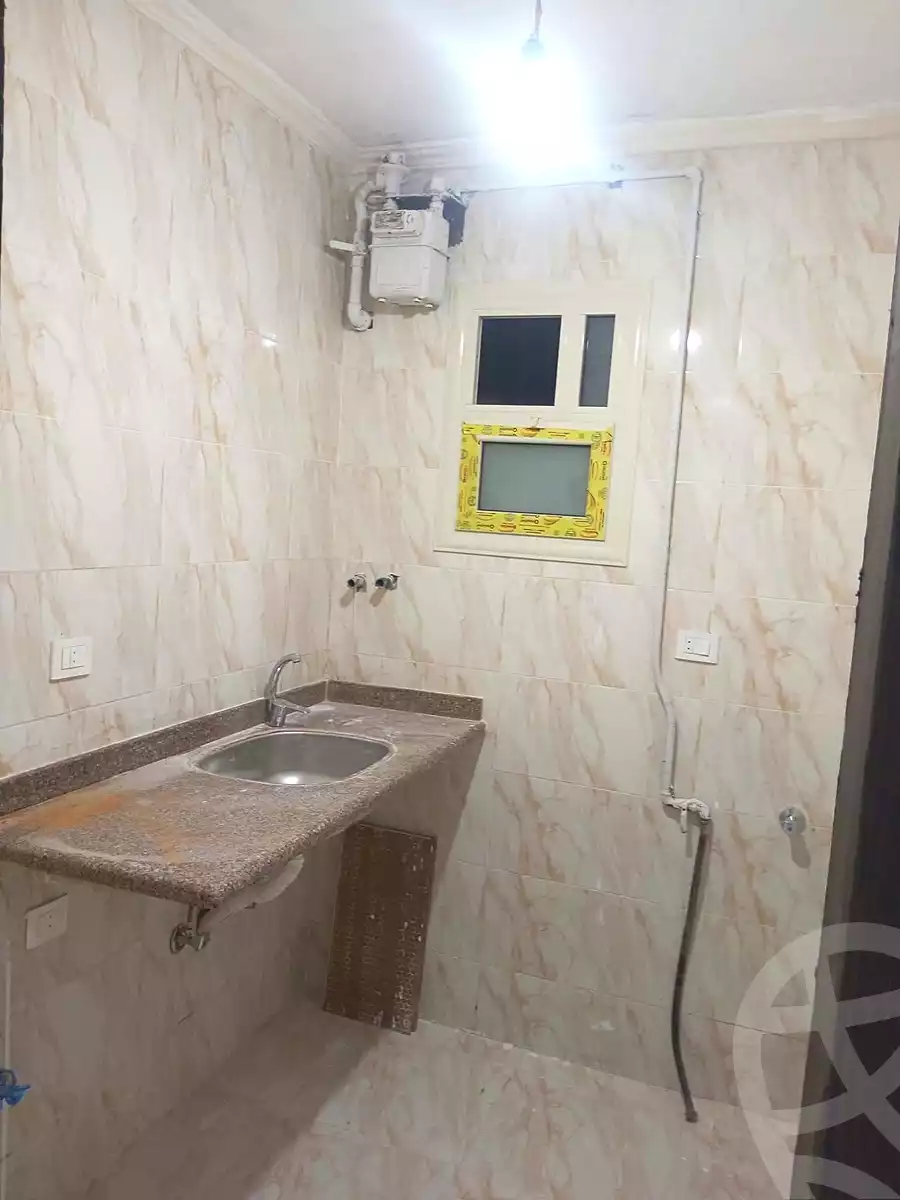 https://aqarmap.com.eg/ar/listing/7191444-for-sale-alexandria-sydy-bshr-sydy-bshr-bhry-gamal-abd-el-nasir-st