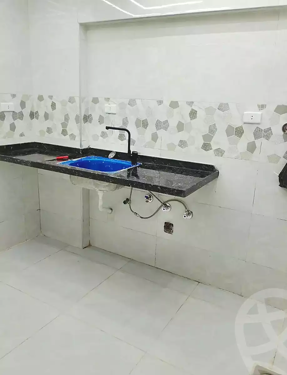 https://aqarmap.com.eg/ar/listing/7191584-for-sale-alexandria-al-agamy-el-hanouvel