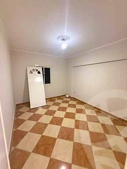 https://aqarmap.com.eg/en/listing/7191740-for-sale-cairo-helwan-helwan-el-sharkeya-latif-basha-st