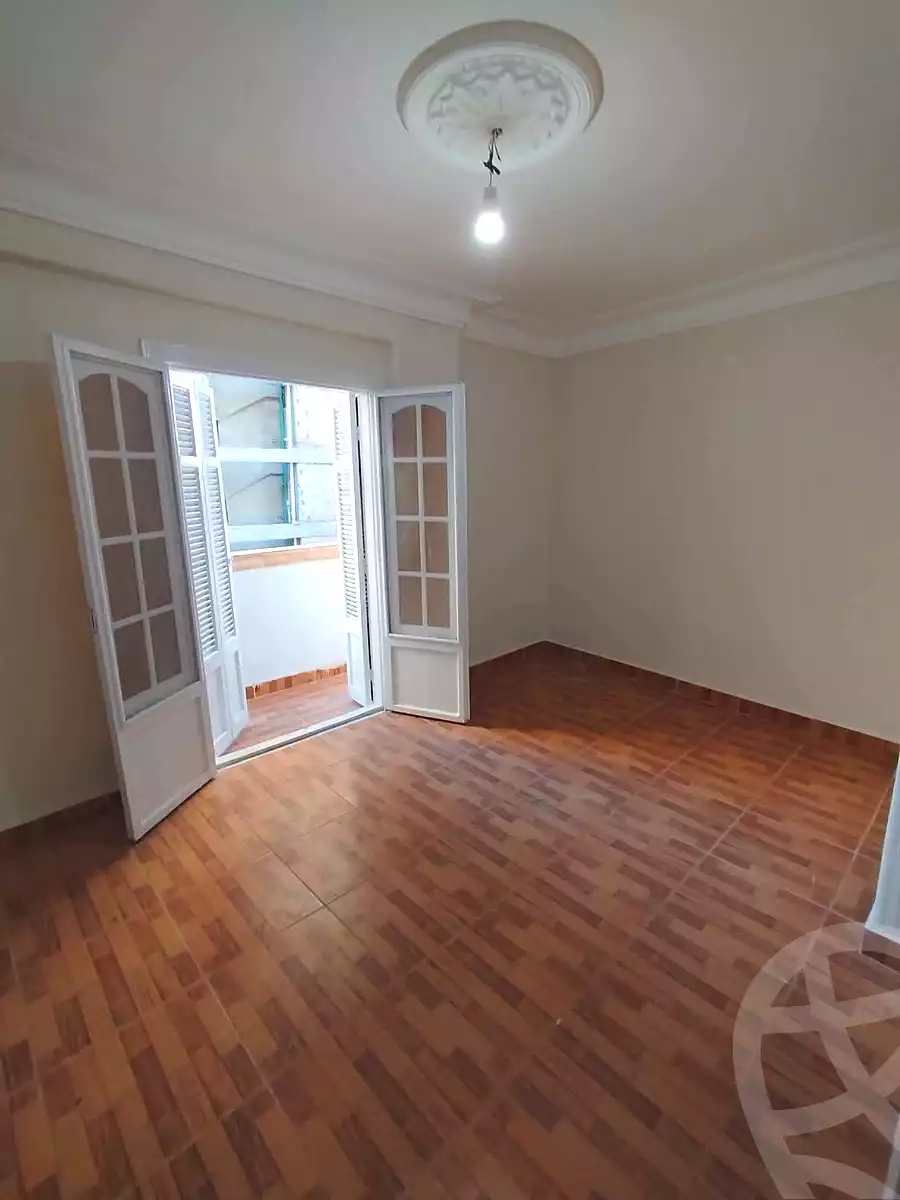 https://aqarmap.com.eg/en/listing/7191776-for-sale-alexandria-lsywf-el-falki