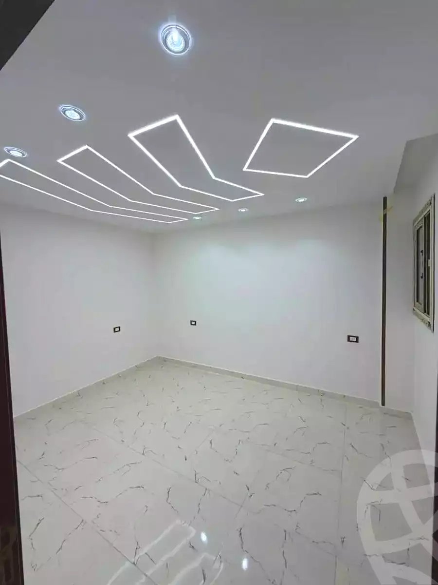 https://aqarmap.com.eg/en/listing/7191778-for-sale-alexandria-lsywf-el-falki