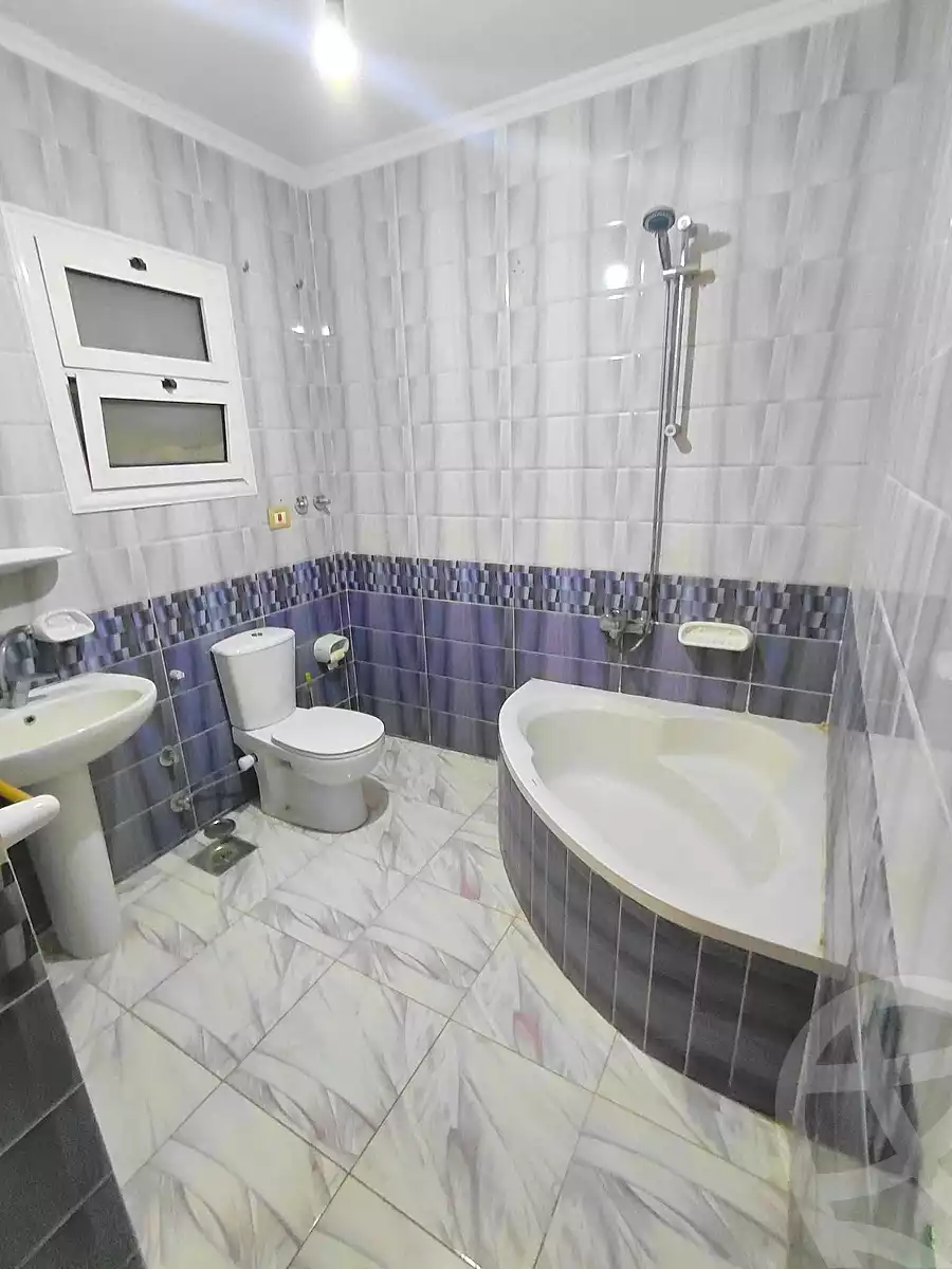 https://aqarmap.com.eg/ar/listing/7191981-for-sale-alexandria-sydy-bshr-sydy-bshr-bhry-khalil-hamada-st