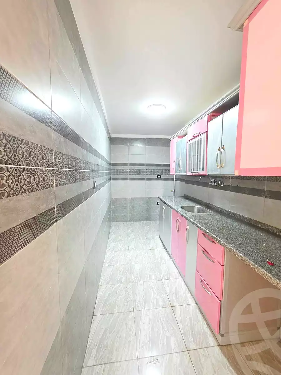 https://aqarmap.com.eg/ar/listing/7191992-for-sale-alexandria-el-asafra-l-sfr-bhry