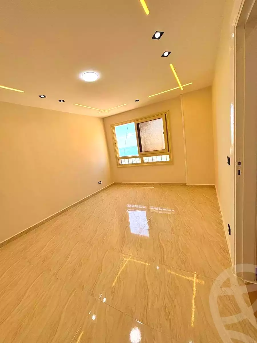 https://aqarmap.com.eg/ar/listing/7192176-for-sale-alexandria-miami-el-gaish-rd-st