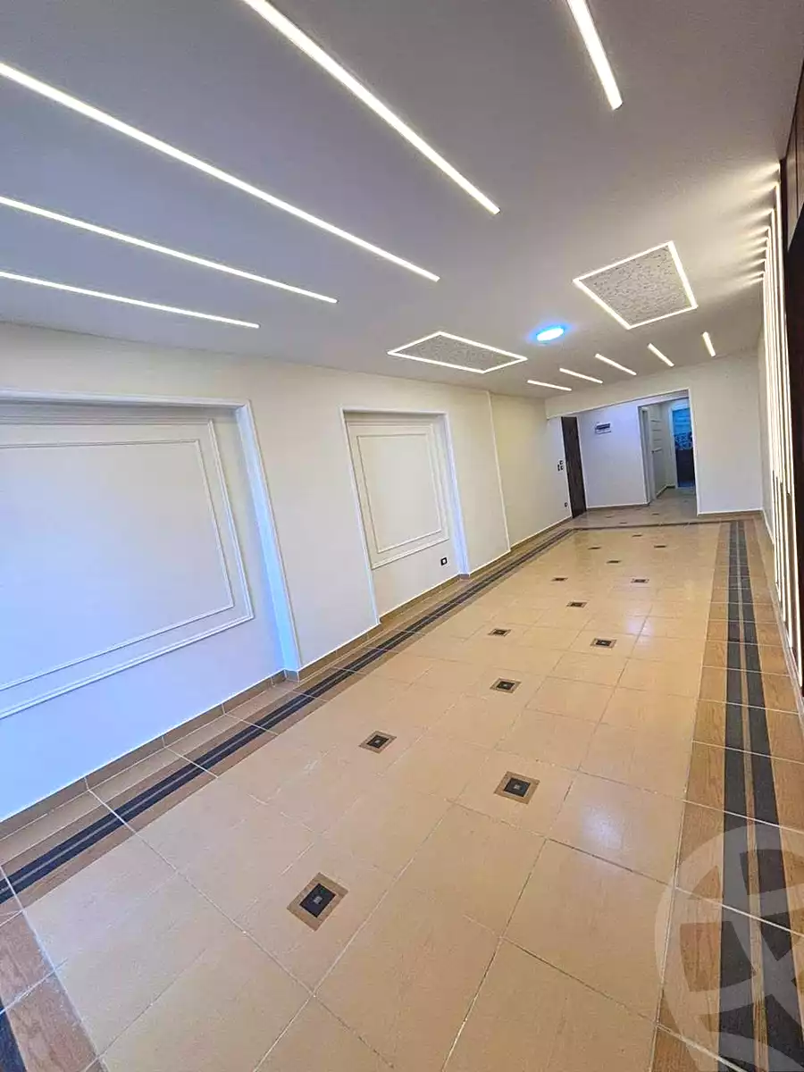 https://aqarmap.com.eg/ar/listing/7192176-for-sale-alexandria-miami-el-gaish-rd-st