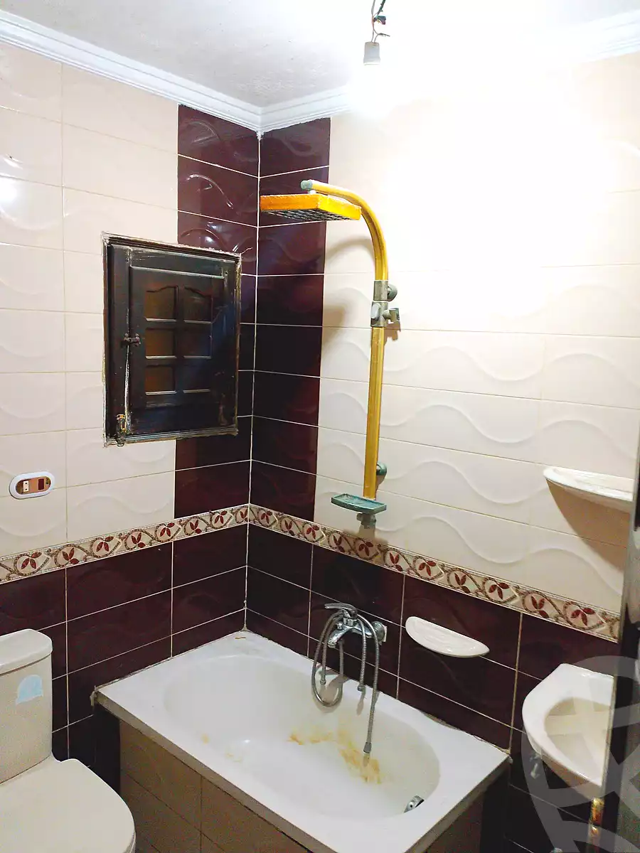 https://aqarmap.com.eg/ar/listing/7192270-for-sale-alexandria-new-miami-street-10