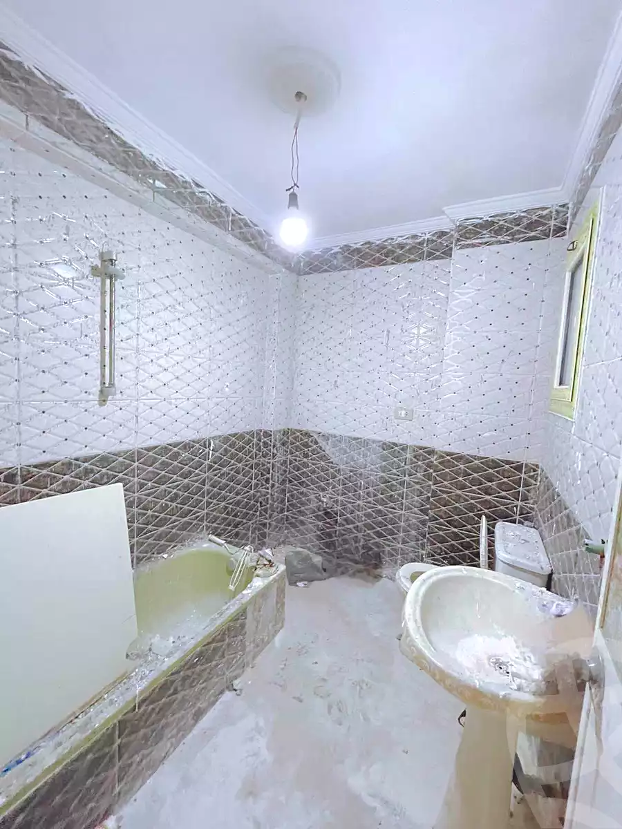 https://aqarmap.com.eg/ar/listing/7192763-for-sale-alexandria-al-agamy-lbytsh-qased-kareem-st