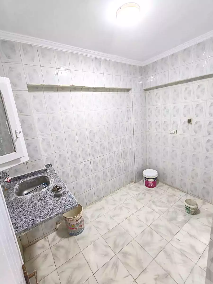 https://aqarmap.com.eg/en/listing/7192801-for-sale-alexandria-al-agamy-el-hanouvel-gabir-hafez-st