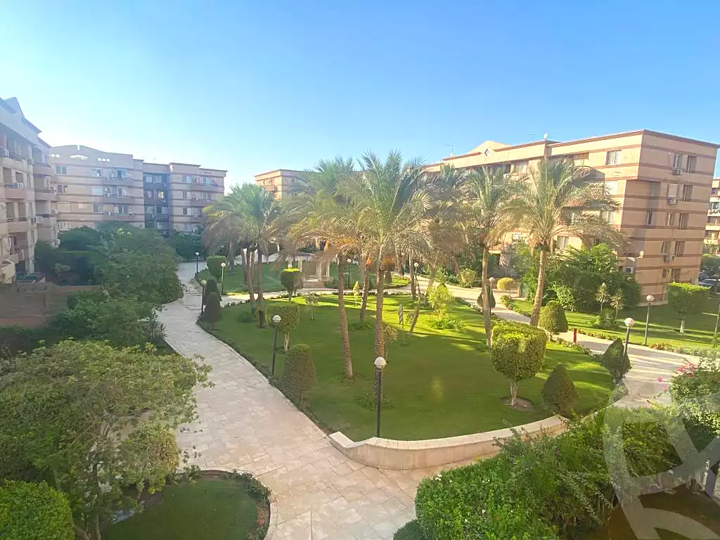 https://aqarmap.com.eg/ar/listing/7192874-for-rent-cairo-new-cairo-lrhb-city-phase-4-saad-zaghloul-st