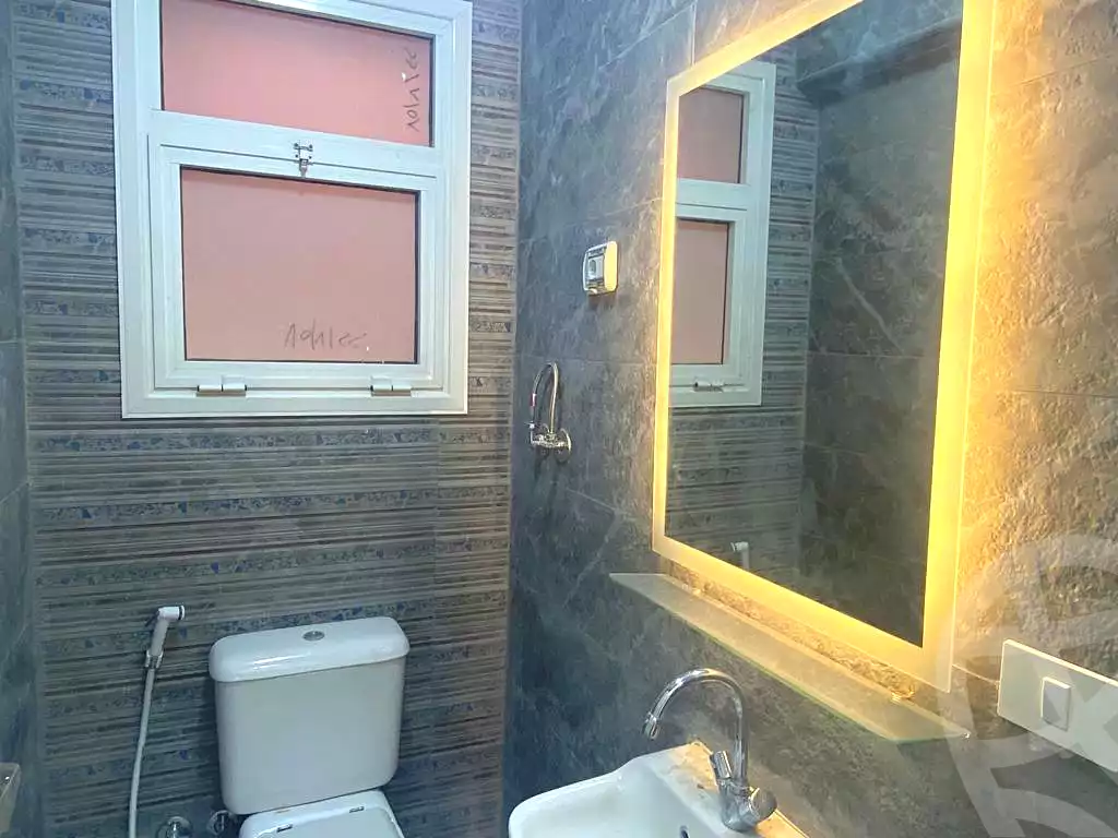https://aqarmap.com.eg/ar/listing/7192874-for-rent-cairo-new-cairo-lrhb-city-phase-4-saad-zaghloul-st
