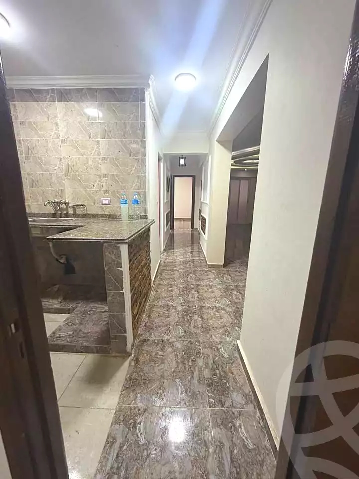 https://aqarmap.com.eg/ar/listing/7193062-for-sale-alexandria-al-agamy-lbytsh-emtedad-al-ryad-st