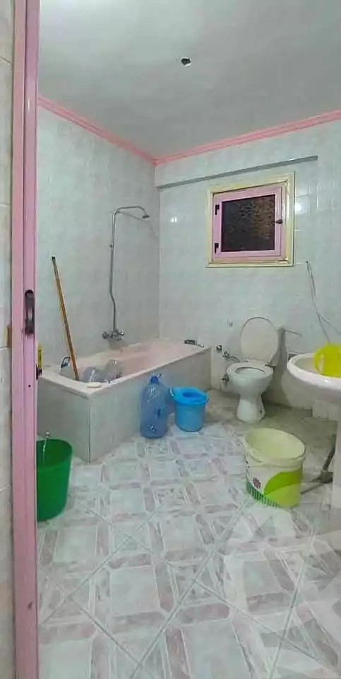 https://aqarmap.com.eg/ar/listing/7193081-for-sale-alexandria-al-agamy-lbytsh-sabrin-st