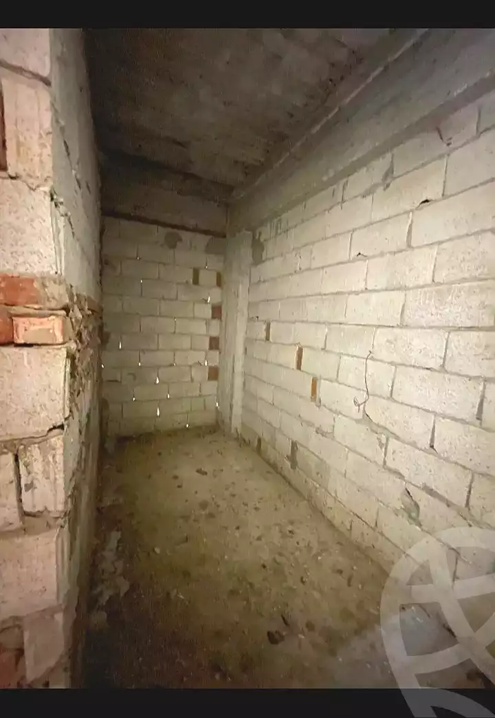 https://aqarmap.com.eg/ar/listing/7193123-for-sale-alexandria-new-miami-eskot