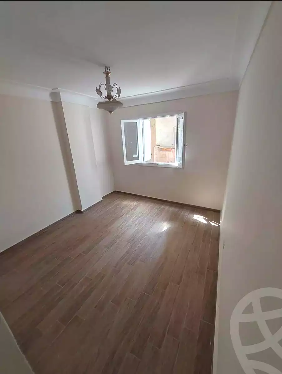 https://aqarmap.com.eg/ar/listing/7193361-for-sale-alexandria-sydy-bshr-sydy-bshr-bhry