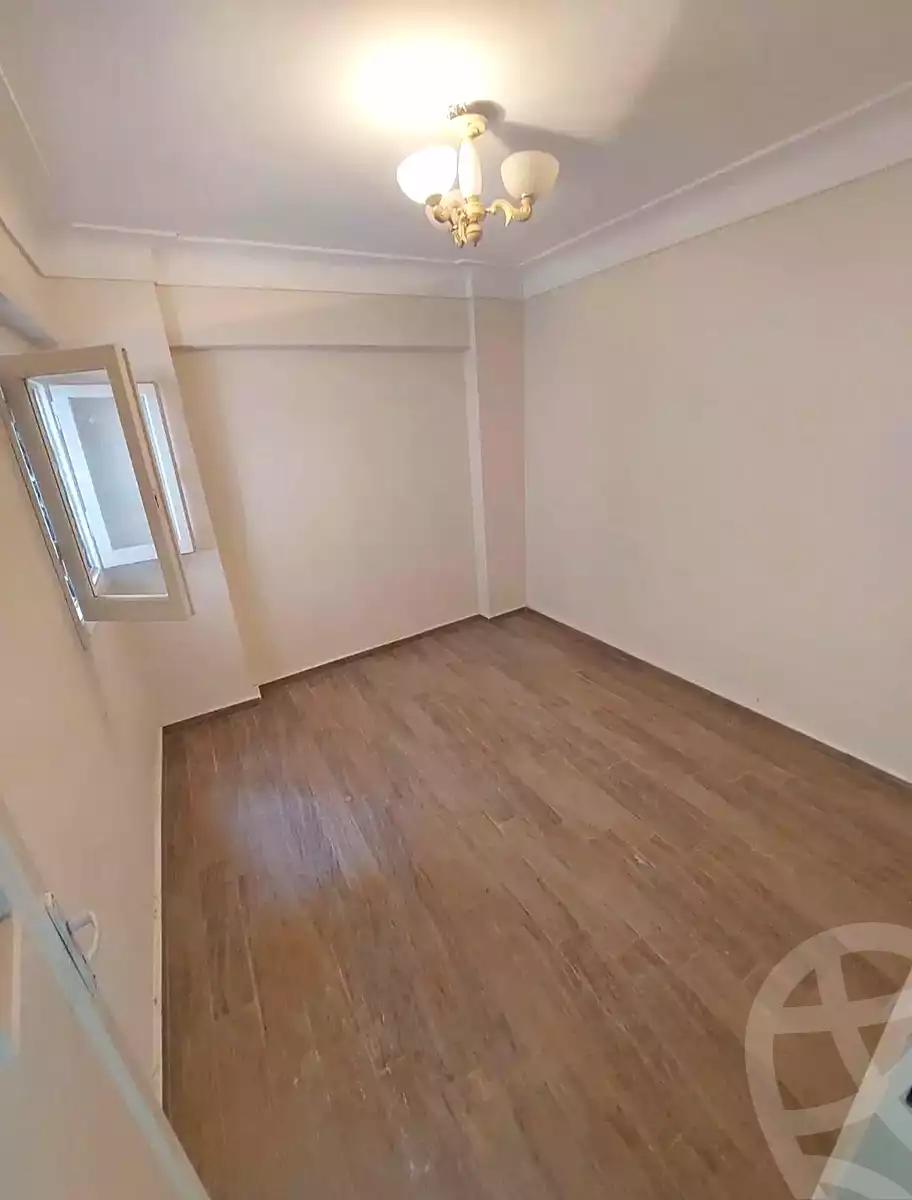 https://aqarmap.com.eg/ar/listing/7193361-for-sale-alexandria-sydy-bshr-sydy-bshr-bhry