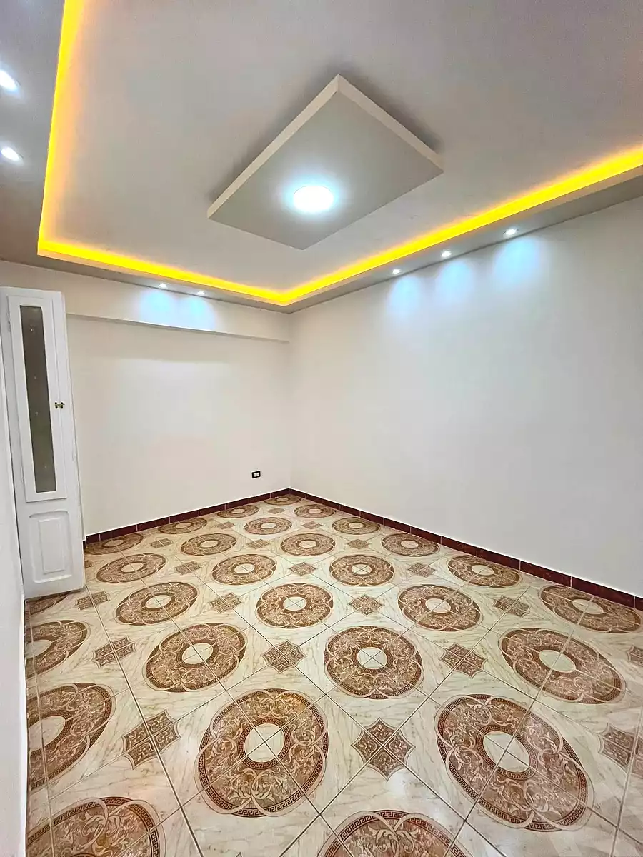 https://aqarmap.com.eg/ar/listing/7193482-for-sale-alexandria-al-agamy-shataa-el-nakheel
