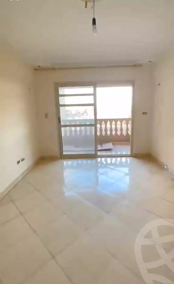 https://aqarmap.com.eg/ar/listing/7193603-for-rent-alexandria-moharram-bey