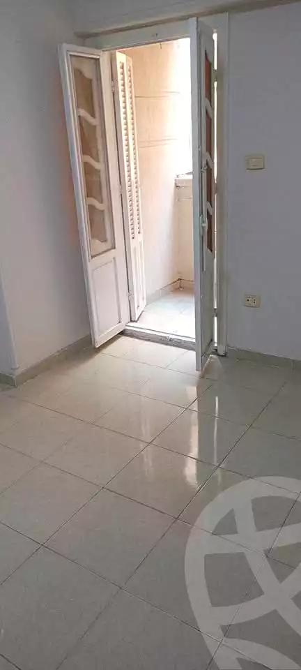 https://aqarmap.com.eg/ar/listing/7193718-for-sale-alexandria-sydy-bshr-sydy-bshr-bhry-gamal-abd-el-nasir-st